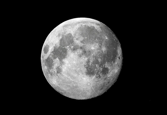 Luna 24 03 05