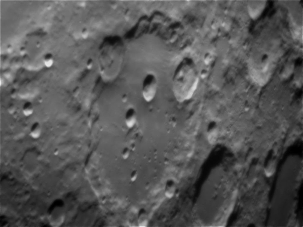 Crater Lunar